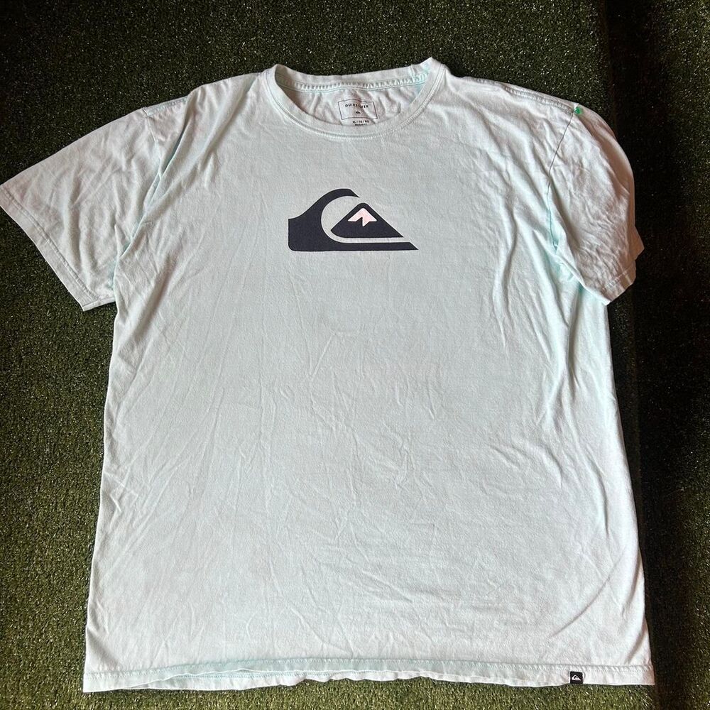 Quiksilver Men's Blue and Green T-shirt